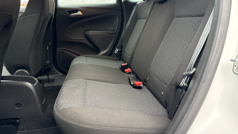 Vauxhall Crossland 1.2 Design 5dr Petrol Hatchback